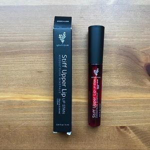 Younique Stiff Upper Lip - Speechless lip stain